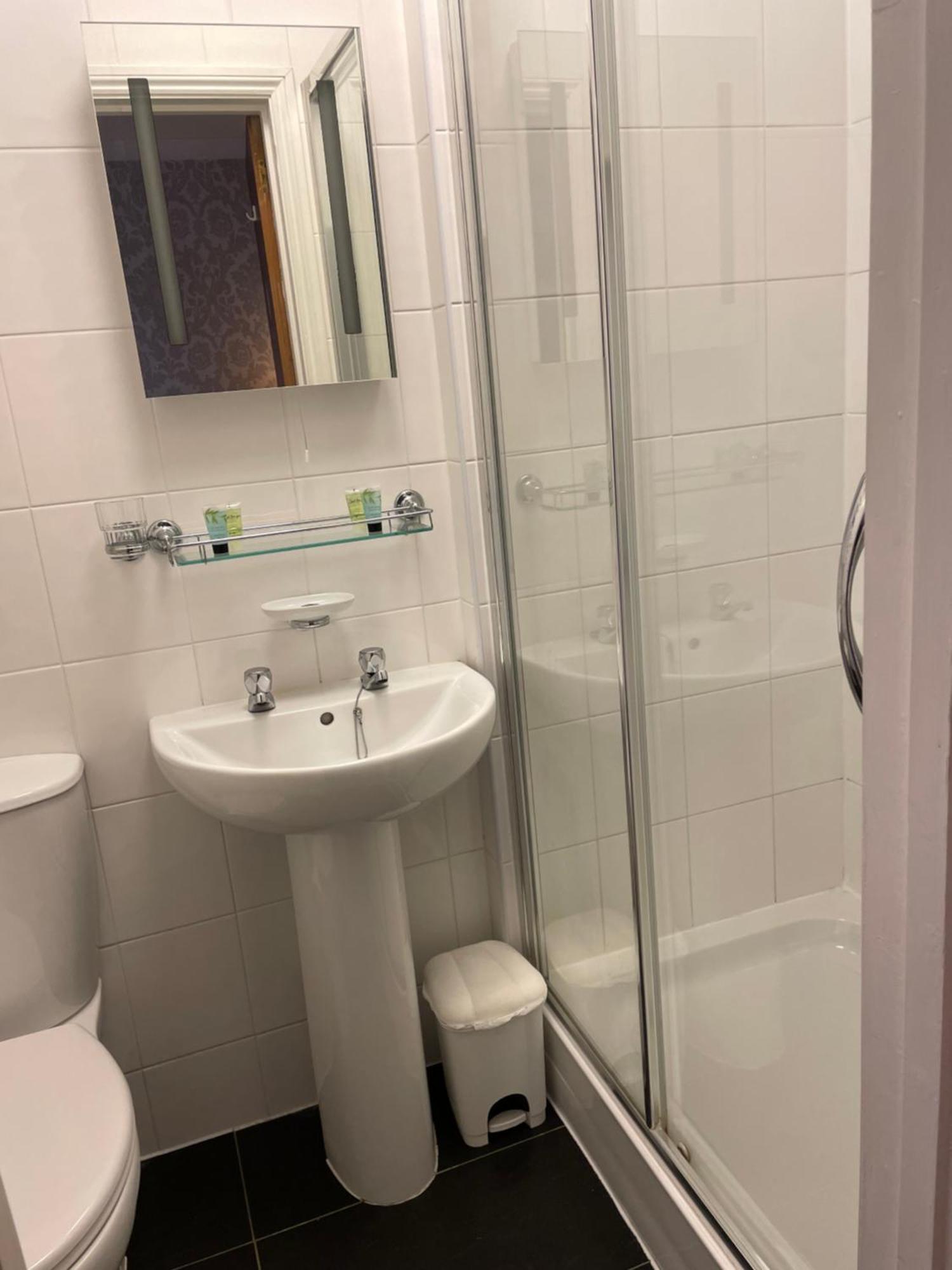 Keats Green Hotel شانكلين المظهر الخارجي الصورة