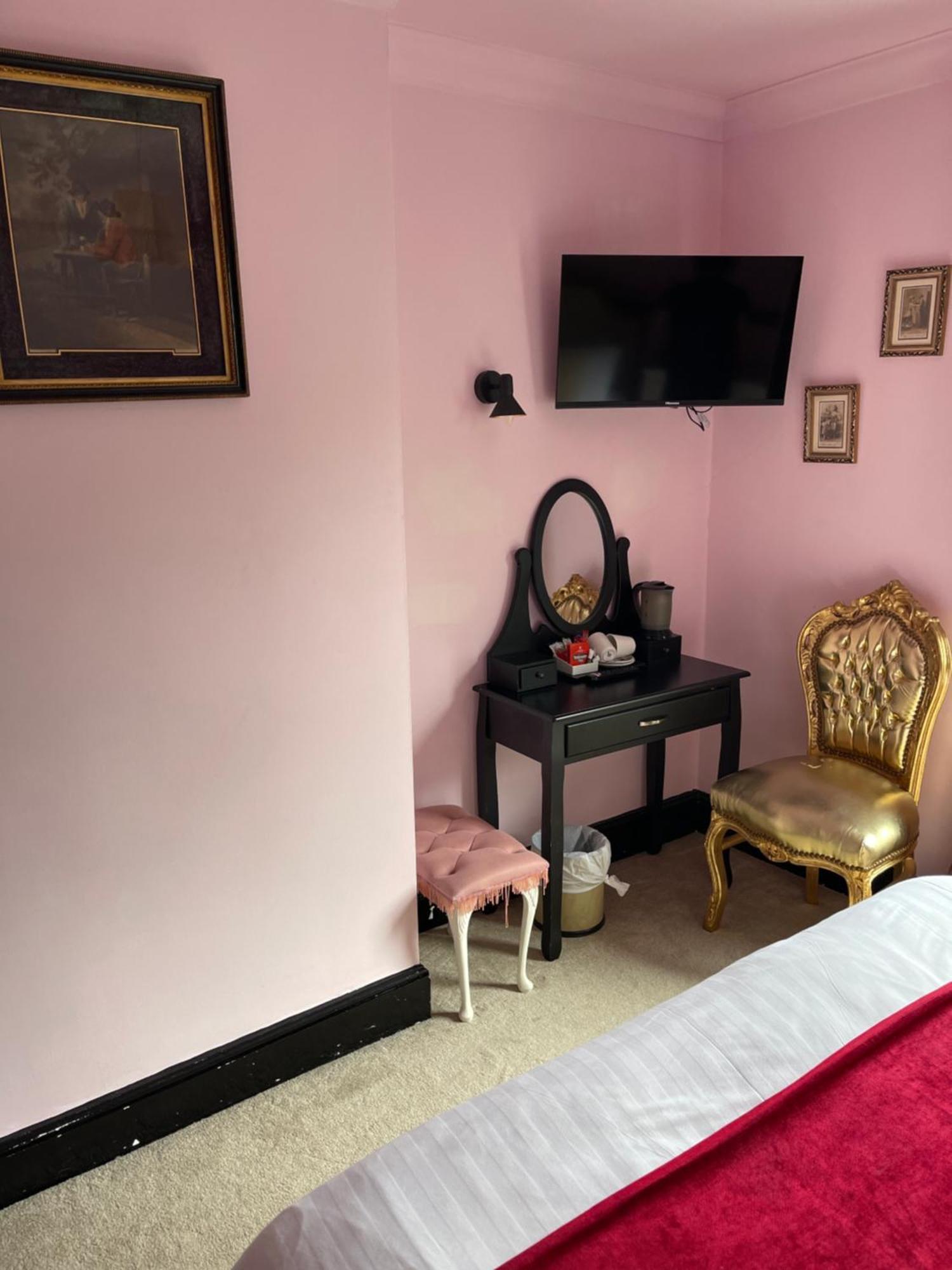 Keats Green Hotel شانكلين المظهر الخارجي الصورة