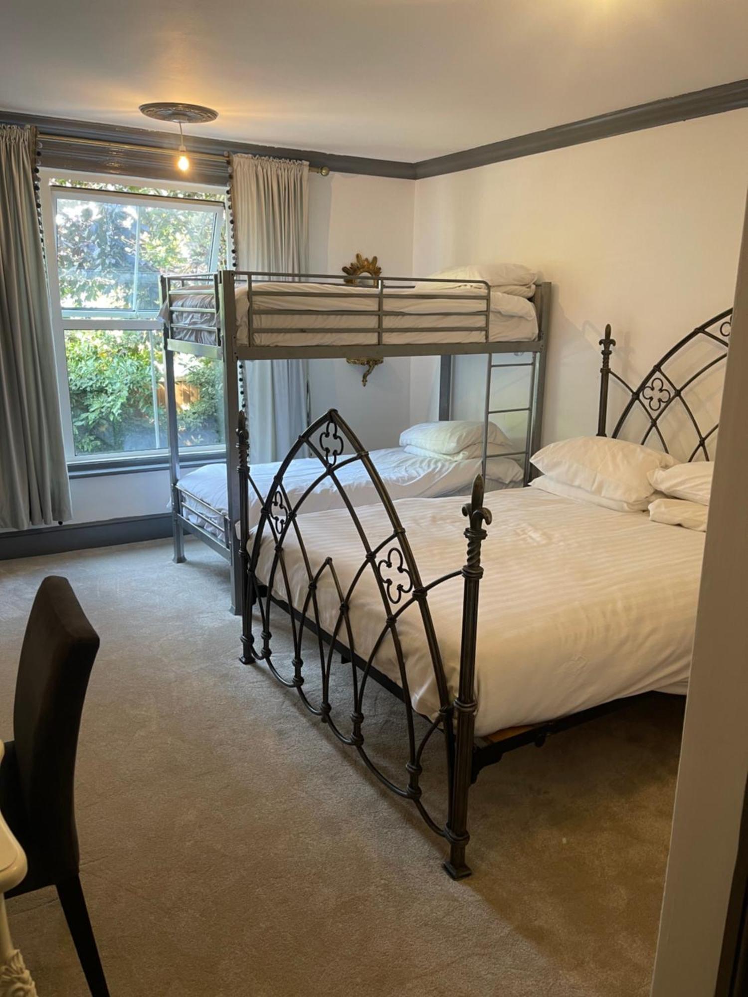 Keats Green Hotel شانكلين المظهر الخارجي الصورة