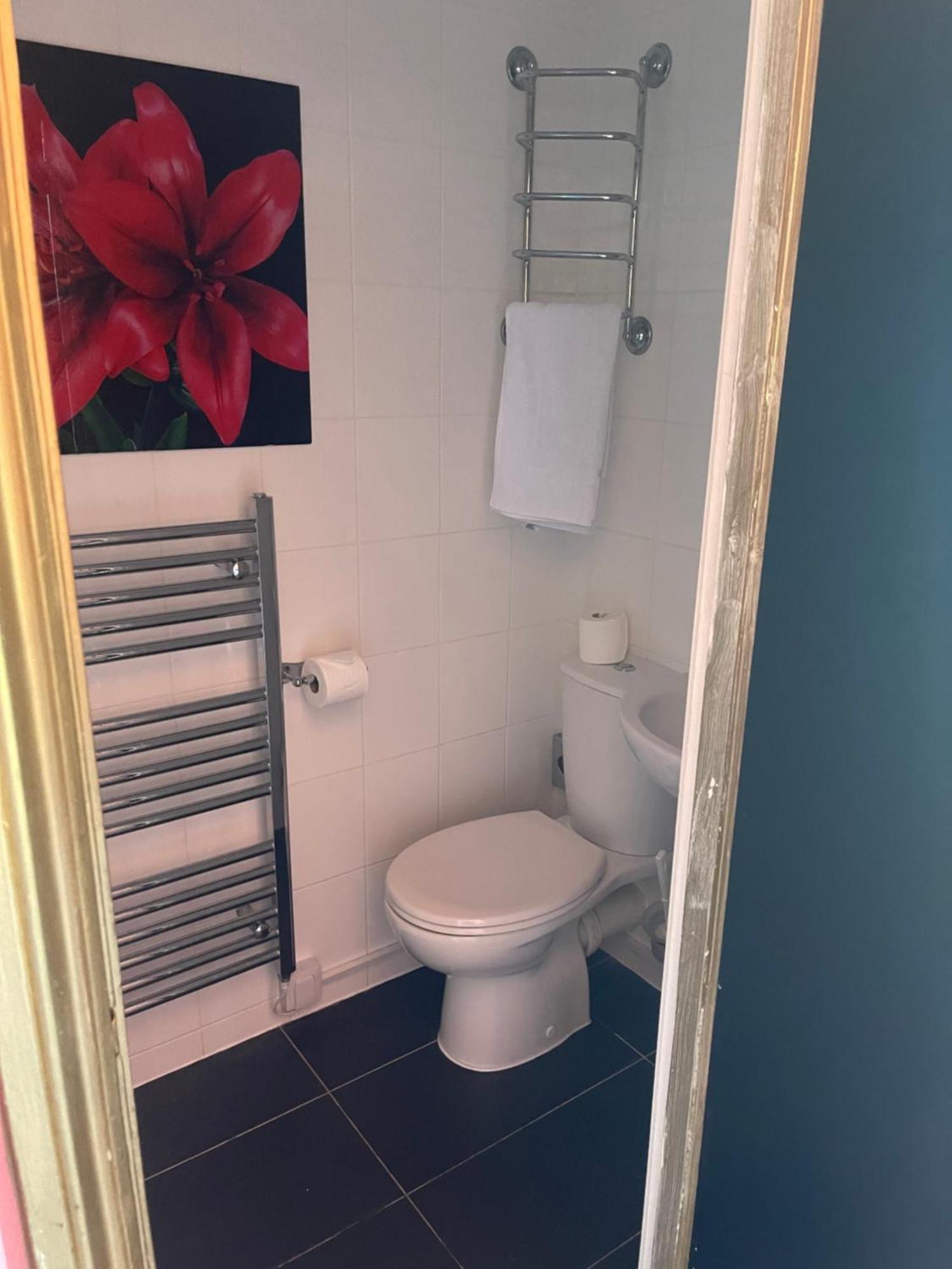 Keats Green Hotel شانكلين المظهر الخارجي الصورة